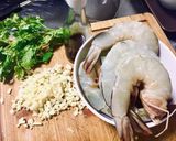 รูปขั้นตอนการทำที่ 1 ของ กุ้งทอดน้ำปลา