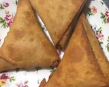 A picture of step 5 of Wheat samosa.