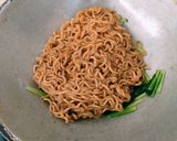 Foto langkah ke 6 dari resep Mie Goreng (homemade seasoning powder).
