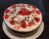 A picture of step 24 of Strawberry Lemonade Mousse Cake.