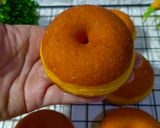 Foto langkah ke 21 dari resep Donat Labu Kuning Super Lembut Tanpa Degasing.