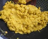 A picture of step 4 of Besan badam ladoo.