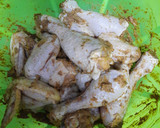 Foto langkah ke 2 dari resep Roasted Chicken with creamy sauce.