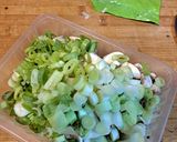 Une image de l'étape 2 de Riz sauté crevette et champignon.