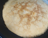 Foto del paso 2 de la receta: Crepes de morcilla con puré de manzana encebollada