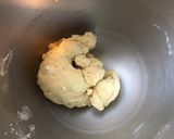 Une image de l'étape 4 de Pâte brisée au lait concentré et vanille.