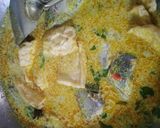 Foto langkah ke 5 dari resep Tuna bumbu kuning.
