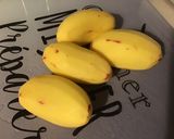 Une image de l'étape 1 de Soupe de pommes de terre et courgettes blanches aux épices italiennes.