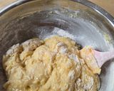 Foto del paso 2 de la receta: Galletitas de miel (otras 😅) 🍯 🐝 sin balanza ⚖️ muuuy fáciles, tiernitas y deliciosas 🍯