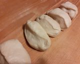 Foto del passaggio 5 della ricetta Parker House Roll, i panini piú buoni del mondo