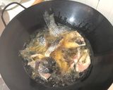 Foto langkah ke 3 dari resep Sup ikan nila campur kentang wortel.