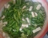 Foto langkah ke 4 dari resep Tumis daun bawang.
