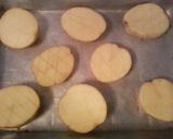 A picture of step 1 of Criss Cross Potatoes.