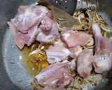 A picture of step 2 of Chicken pulao.