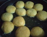 Foto langkah ke 5 dari resep Bomboloni empuk.