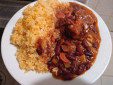 Porotos Rojos o Frijoles con patitas de cerdo y carne