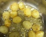 A picture of step 2 of Restaurant-style Dum Aloo.