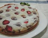 Foto langkah ke 8 dari resep Strawberry Cake with Strawberry Sauce.