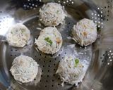A picture of step 3 of Chicken Flower Dumpling.