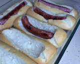 Foto del paso 4 de la receta: La salchicha fresca que quería ser hot dog (Que la envidia es muy mala)