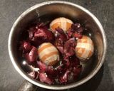 A picture of step 2 of Easter eggs (not chocolate but real boiled egg!).