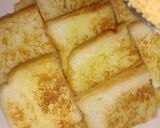 รูปขั้นตอนการทำที่ 5 ของ ขนมปังปิ้งเนยสด (Toasted Buttered Bread)