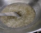 A picture of step 3 of Bombay karachi halwa.