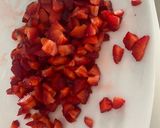 Φωτογραφία βήματος 2 της συνταγής Banana & strawberry muffins