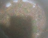 A picture of step 3 of Rice and minced beef.