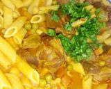صورة لخطوة 6 من وصفة معكرونة باللحم والجلبان يمميي 😋😋