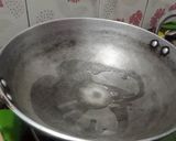 A picture of step 2 of Punjabi chole.