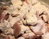 A picture of step 3 of Crockpot Ranch Chicken.