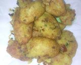 Foto langkah ke 9 dari resep Perkedel kentang kornet pedas gurih.