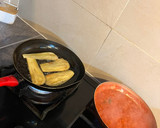 Foto del paso 2 de la receta: Berenjenas a la parmesana🍆🍅🧀