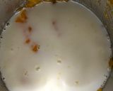 A picture of step 4 of Classic Mango Shake.