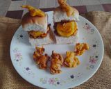 A picture of step 6 of #NVM#Maharashtrian street food Vada pav.