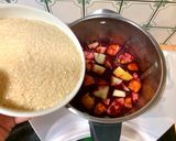 Foto del passaggio 3 della ricetta Confettura di Uva Fragola