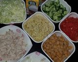 A picture of step 1 of Creamy salad.