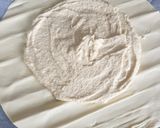 Une image de l'étape 4 de Galette des rois à l'amande de Cyril Lignac 😋.