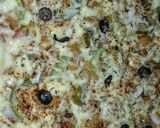 A picture of step 9 of Chicken Tikka Chunks Pizza.