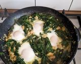 A picture of step 6 of Iranian style eggs with smoked mackerel.