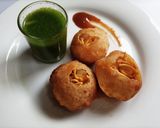 A picture of step 5 of Spicy gol gappay.