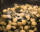 Foto del passaggio 3 della ricetta Gnocchi di patate con cicoria