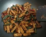Foto langkah ke 4 dari resep Oseng Tempe Kacang Panjang (Oreg Basah).