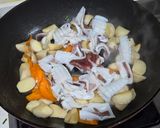花枝杏鮑菇炒的食譜步驟4照片