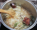 Foto del paso 2 de la receta: Kapustnica 🇸🇰🍲 - Sopa eslovaca de col y carne ahumada