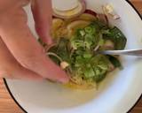 Thai crispy omelette (Khai Jeaw) recipe step 2 photo