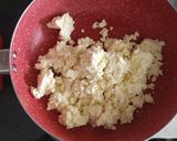 A picture of step 4 of Gur er Kachagolla.