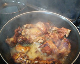 Foto del paso 3 de la receta: Conejo al ajillo y laurel