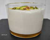 Foto del paso 4 de la receta: Vasitos de crema mascarpone con coco, limón y pistachos